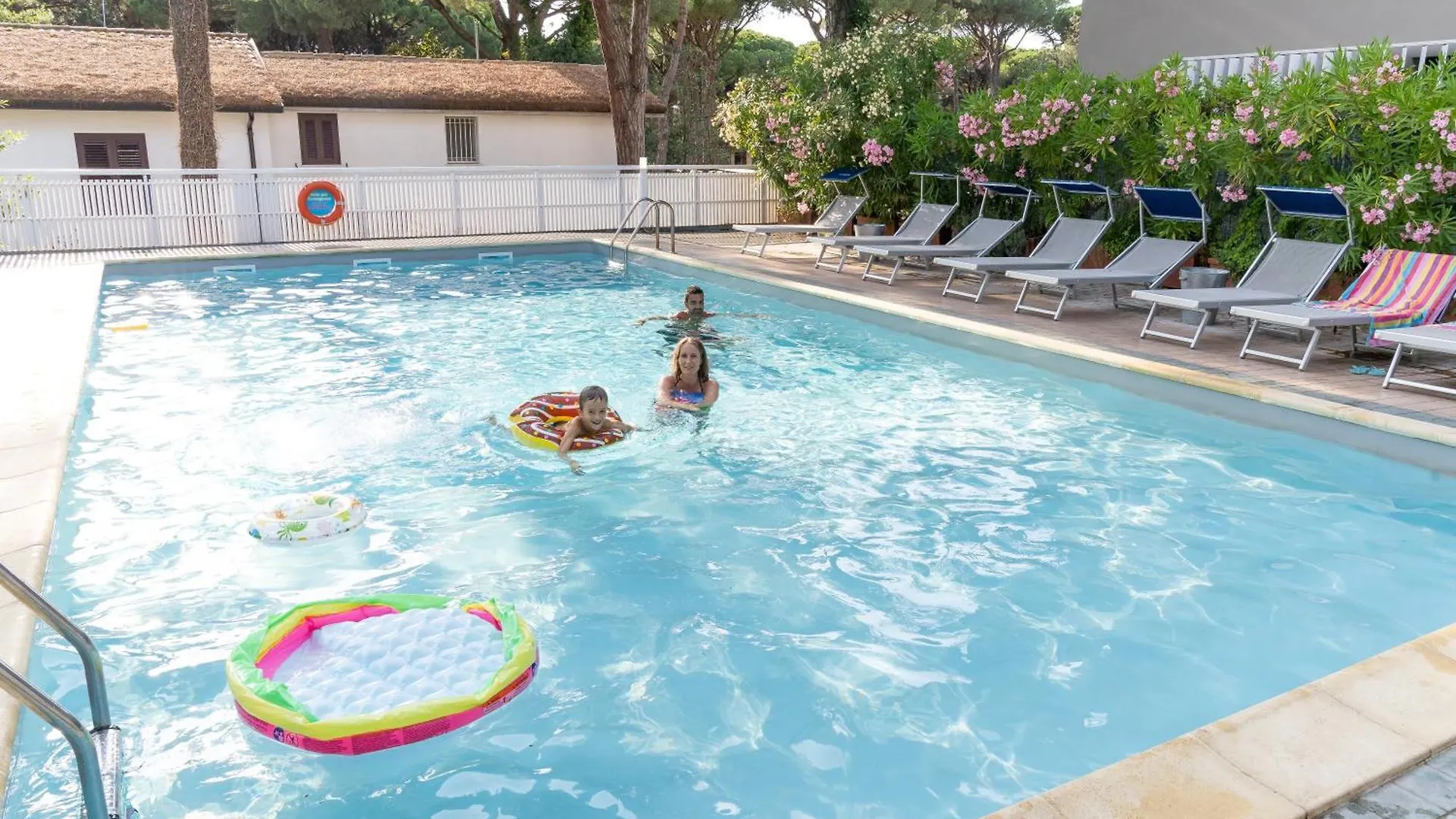 Hotel Columbia Marina Romea