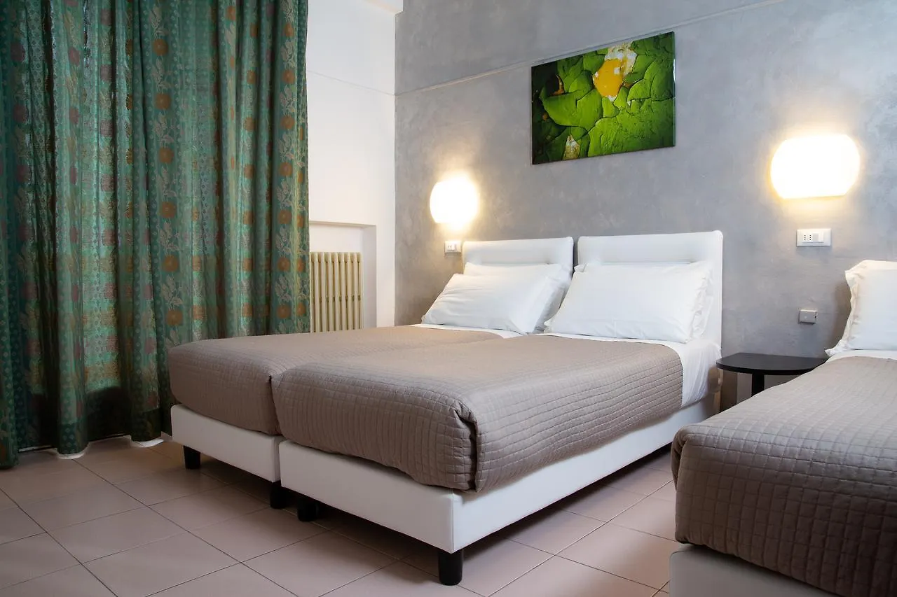 ***  Hotel Columbia Marina Romea Italy
